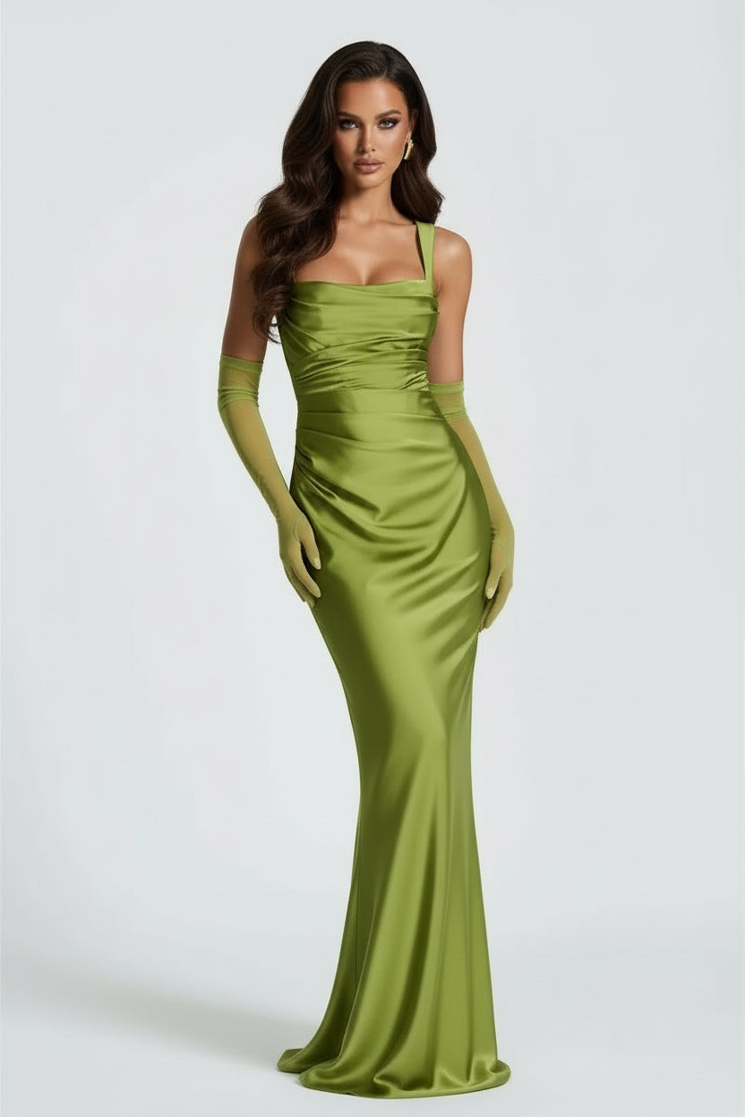 Vestido de Fiesta Largo Verde con Escote