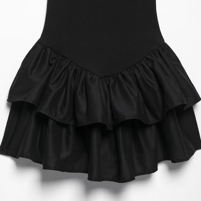 Vestido Corto Rosa con Volantes